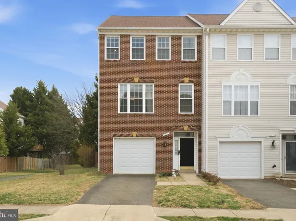 6601 Lavinus Ln, Alexandria, VA 22315