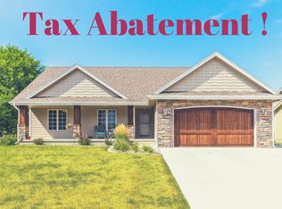 1634 5th Ave SW, Altoona, IA 50009