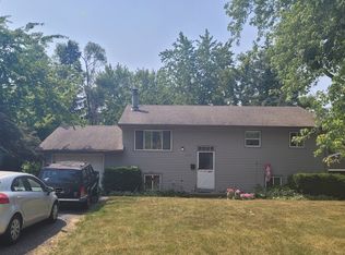2633 Crabtree Ave, Woodridge, IL