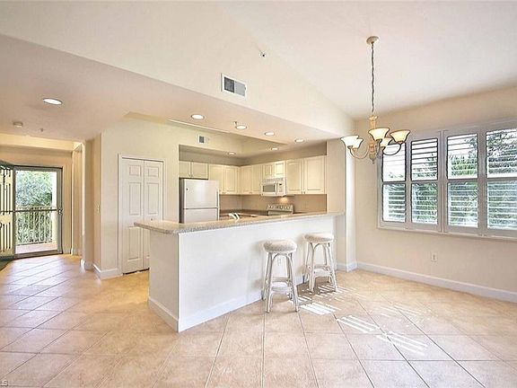 2nd image of 10700 Ravenna Way Unit 301