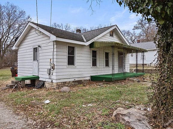 2nd image of 2307 Middletown Eaton Rd