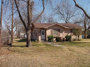 401 Stephens St, Clyde, TX 79510