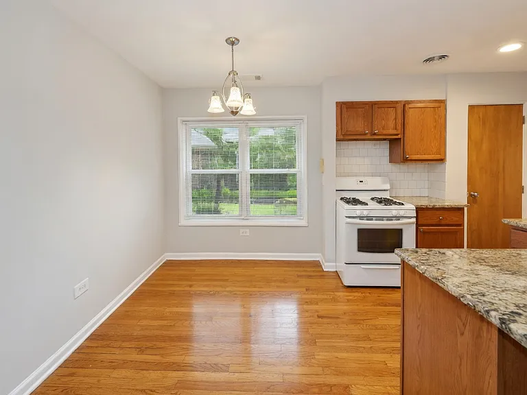 6535 N Mozart St #1GF — Photo 9