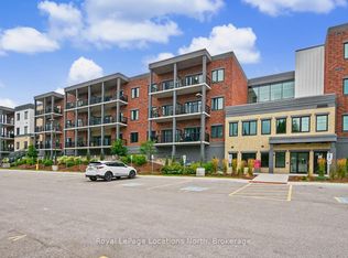 121 Mary St #408, Clearview, ON L0M 1G0