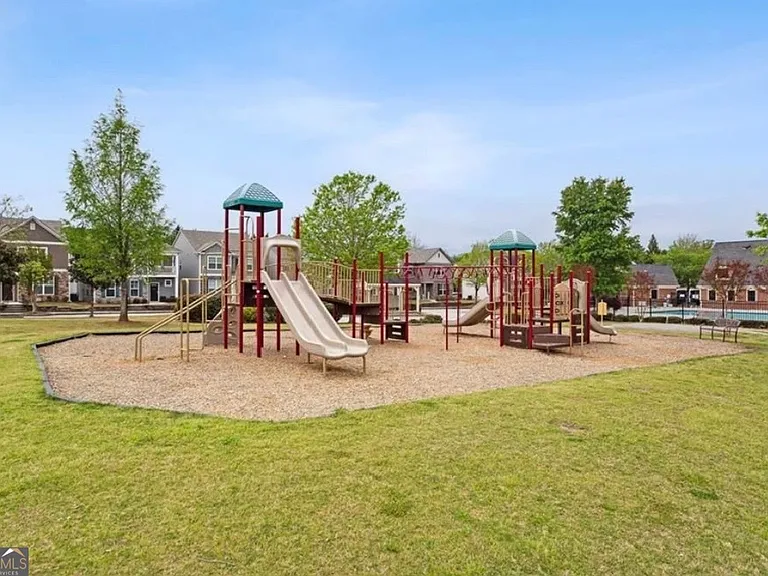 832 Ambient Way SW — Photo 4