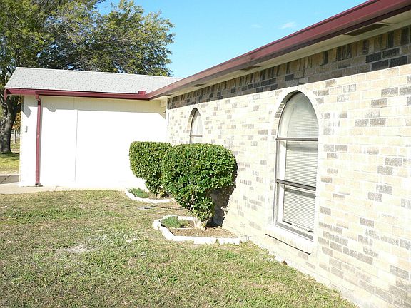 5th image of 3431 Hickory Hill Dr
