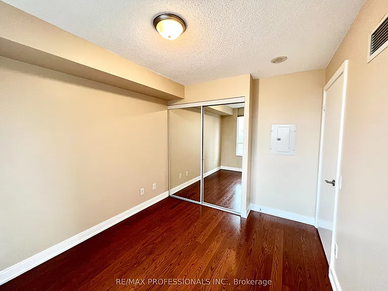 25 Viking Ln #1548 — Photo 13