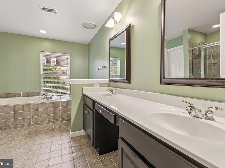 126 Cameron Station Blvd — Photo 14