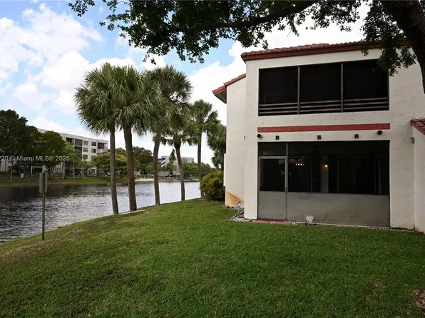 1170 N Hiatus Rd #1170, Pembroke Pines, FL 33026