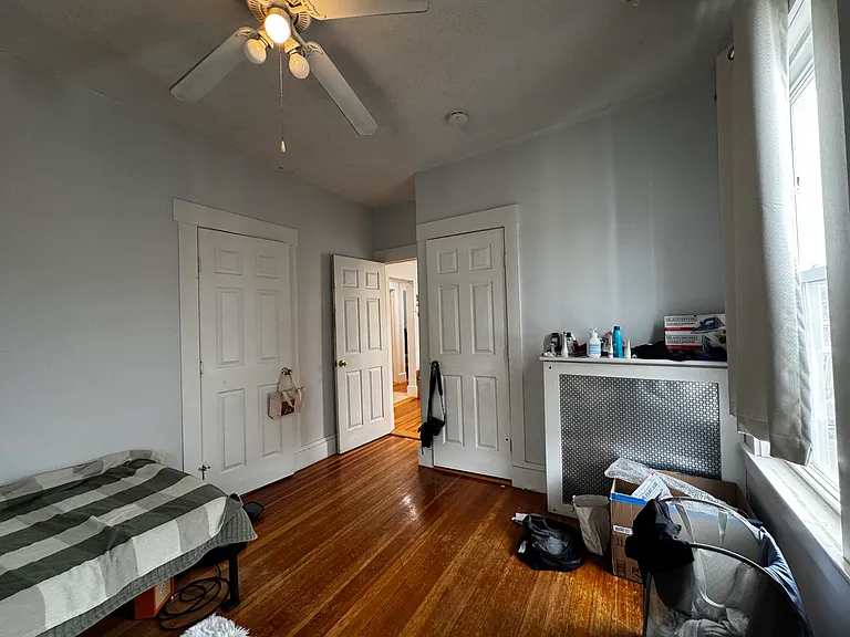 93 Easton St #3 — Photo 6