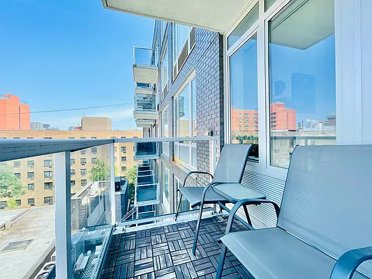 Rented by Metropolitan Property Group | media 23