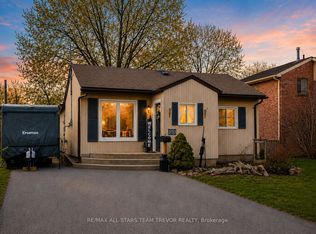 307 Kenwood Ave, Georgina, ON L4P 2X6