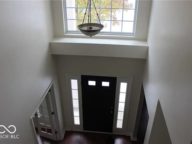 6255 Canterbury Dr — Photo 18