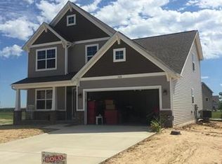 3422 Maple Ridge Dr, Wood River, IL 62095