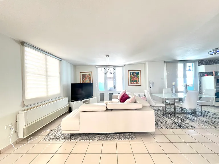 1414 Marbella — Photo 8