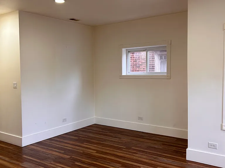 8034 S Eberhart Ave #2 — Photo 11