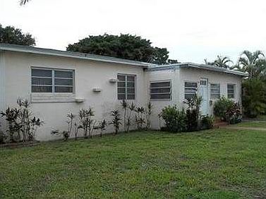 1st image of 1190 NE 135th St