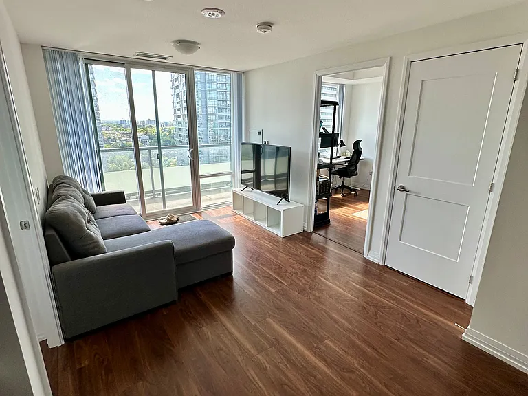 25 Holly St #2801 — Photo 12