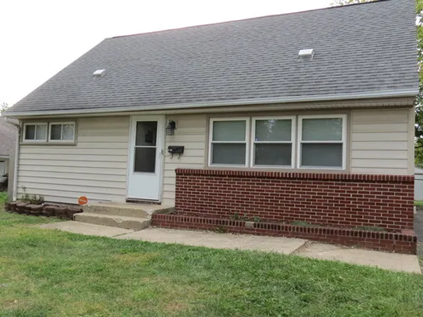 685 Savannah Dr, Columbus, OH 43228