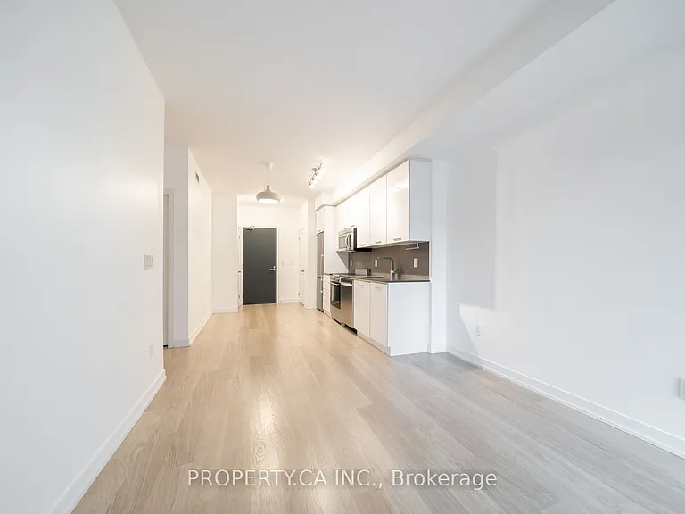 105 George St #303 — Photo 7