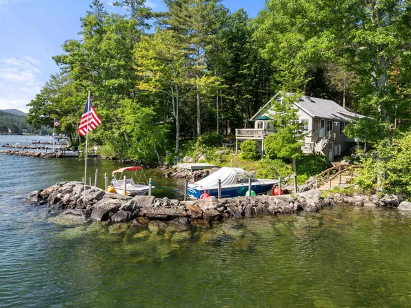 14 Lockes Island, Gilford, NH 03249