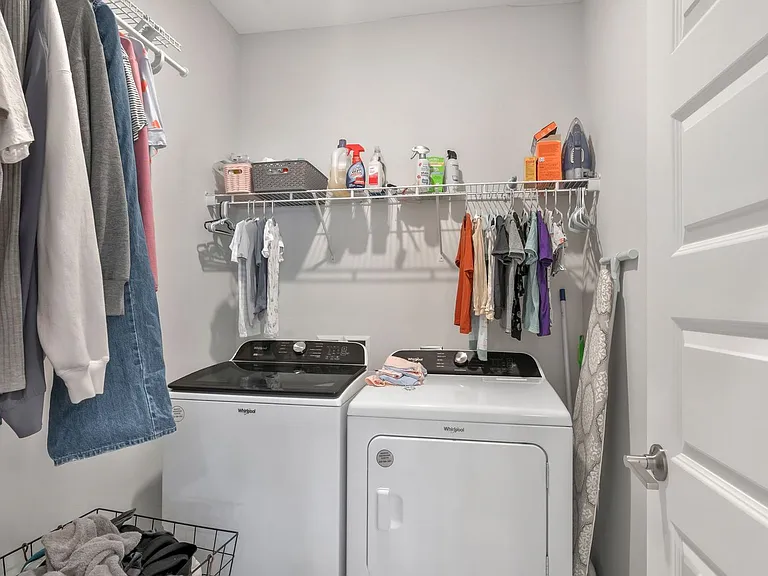 101 Stockholm Ln — Photo 31