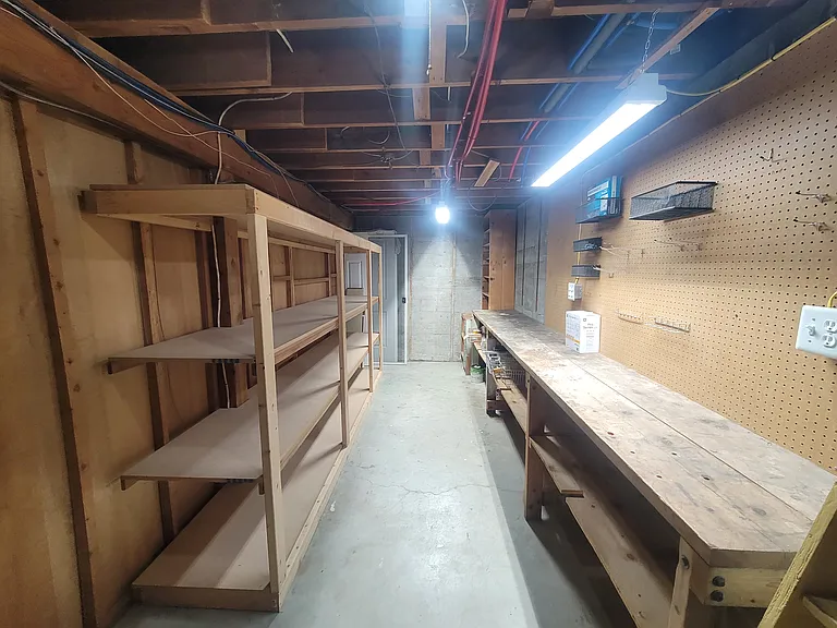 348 W Colorado St — Photo 13