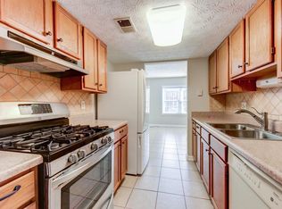 1405 Springleaf Cir, Atlanta, GA 30318