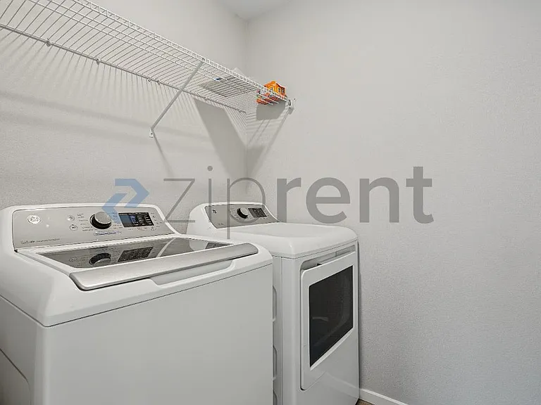 1404 SW 5th St — Photo 17