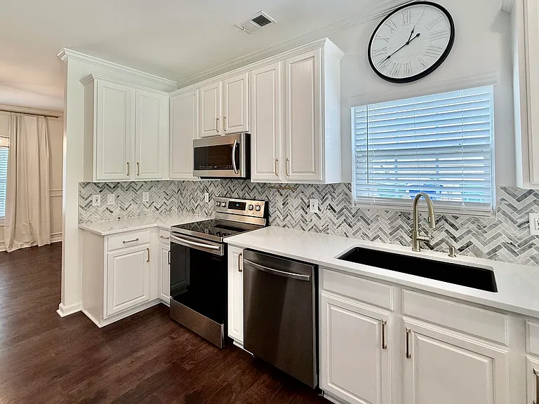 4604 Miller Dr — Photo 13