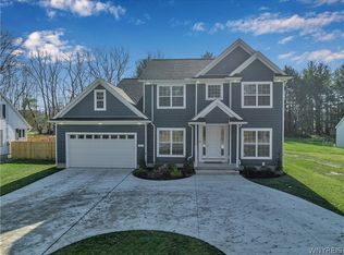 815 Casey Rd, East Amherst, NY 14051