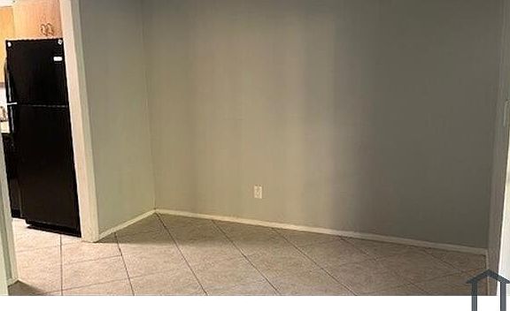 4th image of 7516 Camarina Calle