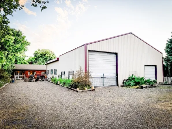 120 S M St, Livingston, MT 59047