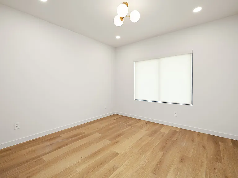 722 Juniper Cir #B — Photo 3