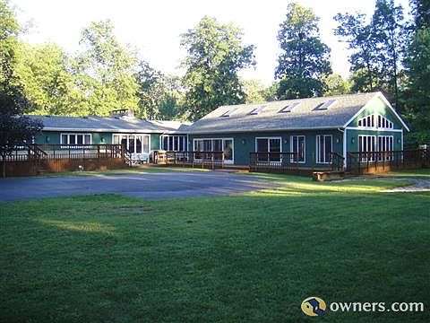 Corner-View from the back SE