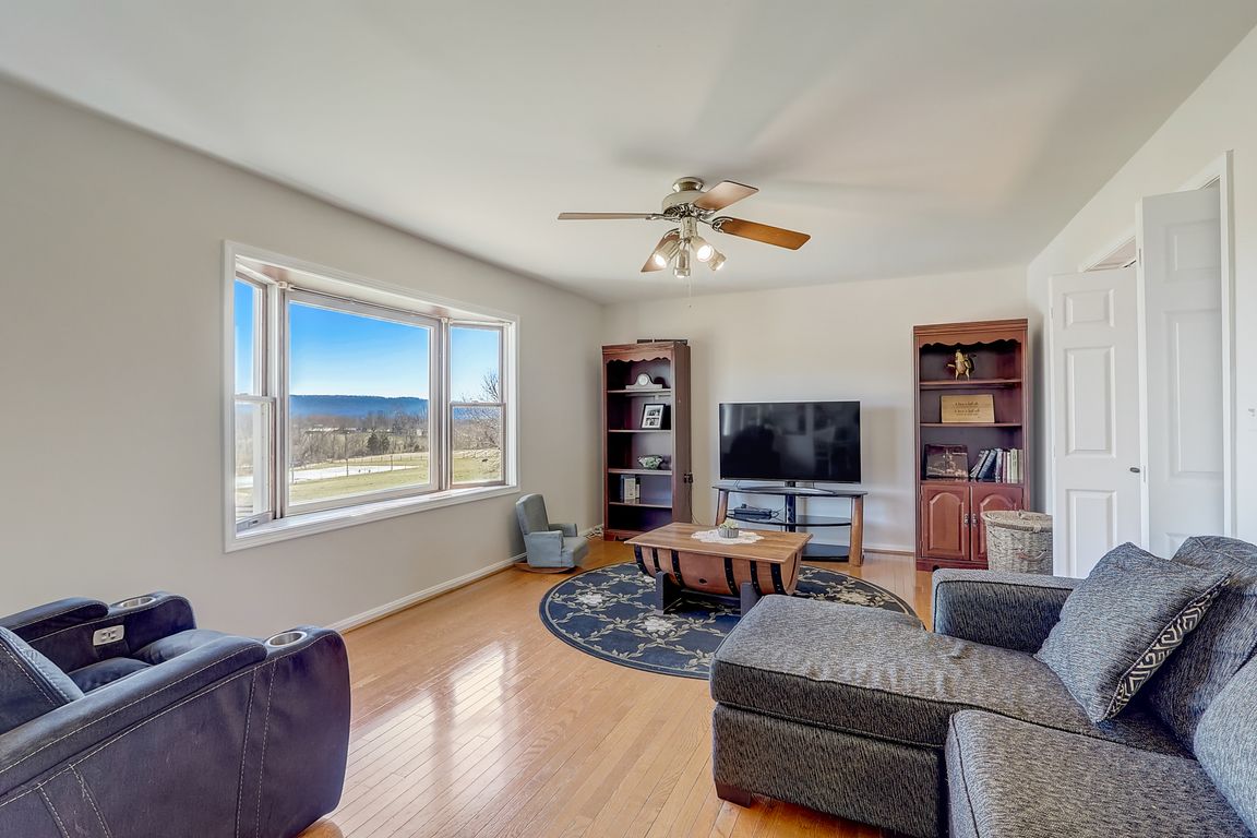 40480 Lovettsville Rd, Lovettsville, VA 20180 MLS VALO2065370 Zillow