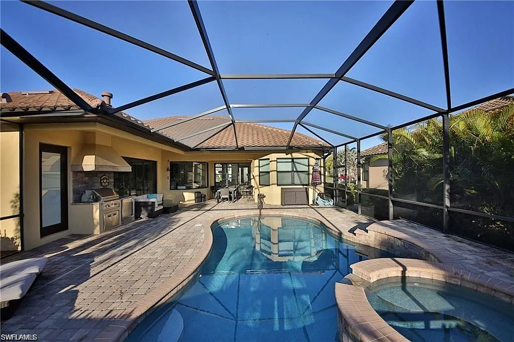 4 bed, 3.0 bath, 2603 sqft, $16,000 — Photo 3