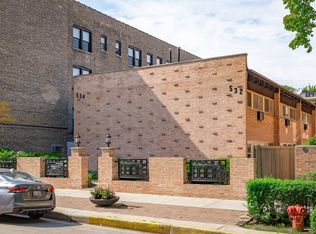 532 W Grant Pl #2728170, Chicago, IL 60614