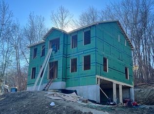 118 Brook St, Dracut, MA 01826