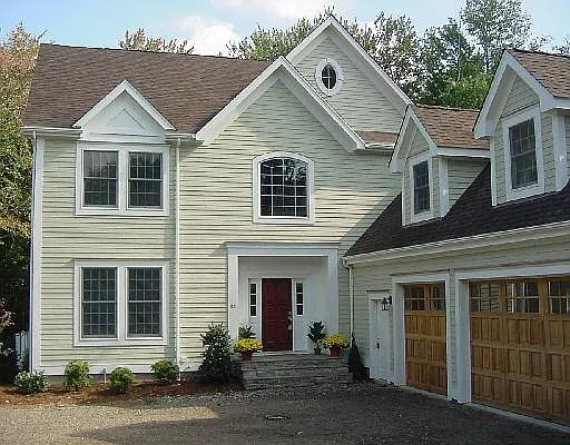 48 Carter Street photo 1