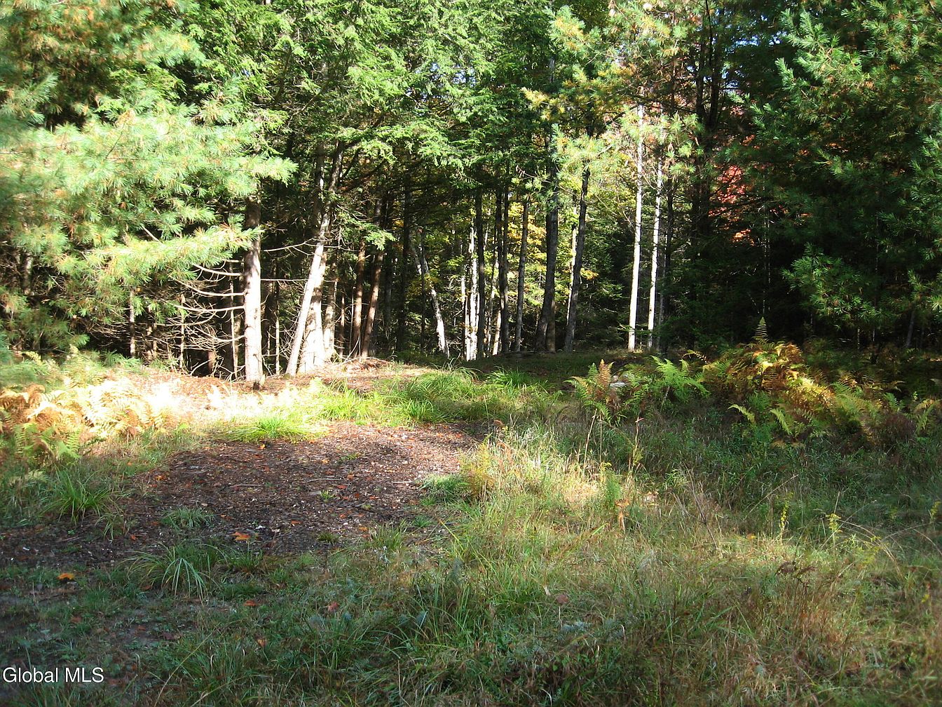 1st image of 14 Granite Ridge Road