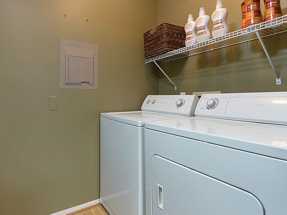 Full size washer/dryer in home