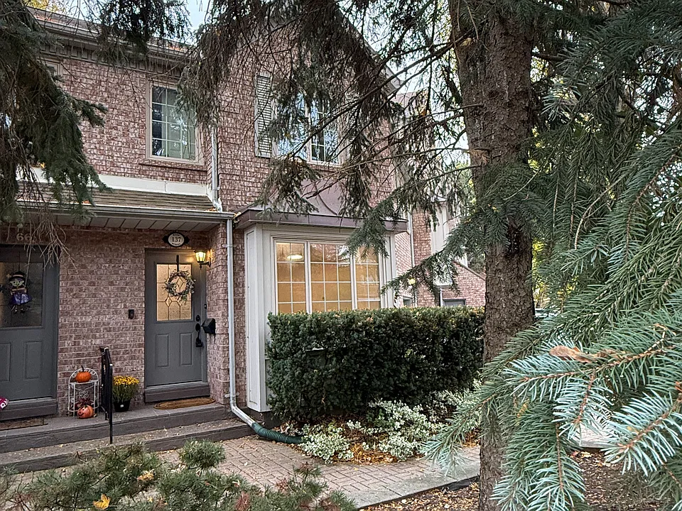 137 Hall St #5