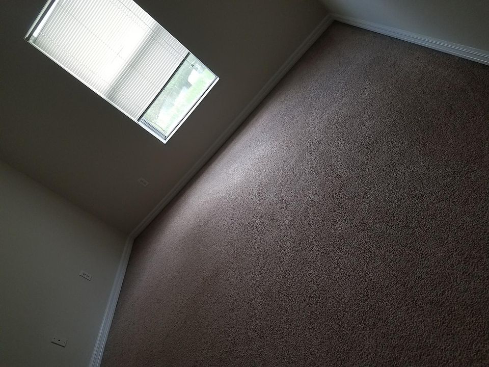 FRONT BEDROOM