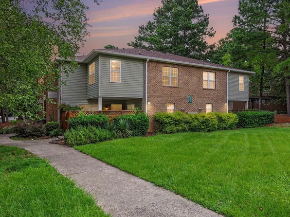 434 Summerwalk Cir, Chapel Hill, NC 27517