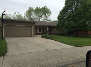 736 Park Ln, Billings, MT 59102