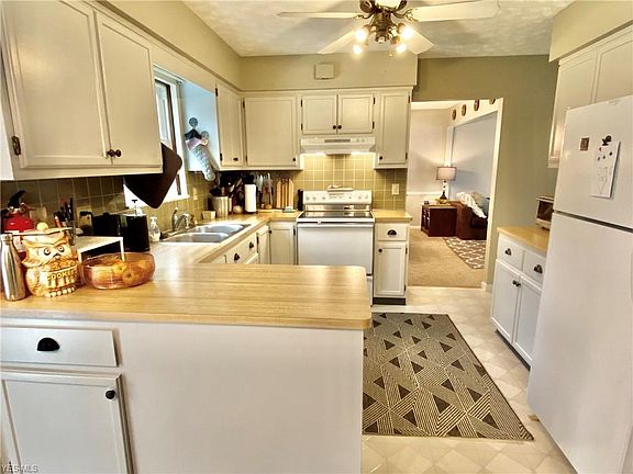 5th image of 14176 Wilma Dr