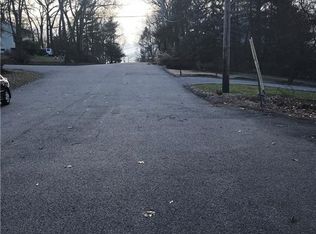 Fawn Ridge Dr, Cortlandt manor, NY 10567