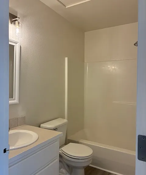 831 NE 71st Ave — Photo 10