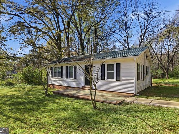 3rd image of 714 Reed St